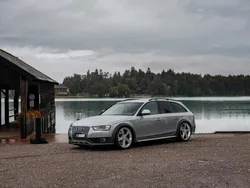 Silber Gebraucht 2014 Audi A4 Allroad Exclusive Kombi | 22.499 €