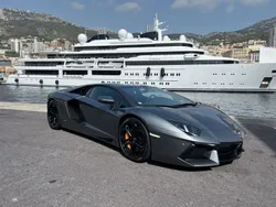Grau Gebraucht 2012 Lamborghini Aventador | 299.000 €