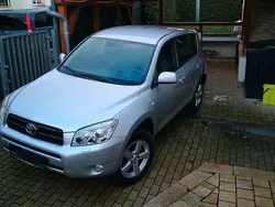 Silber Gebraucht 2006 Toyota RAV4 SUV | 8.360 € (Teuer)