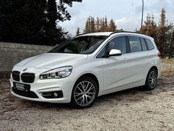 Weiß Gebraucht 2017 BMW 220 Gran Tourer Luxury Line Van / Kleinbus | 15.699 € (Fairer Preis)