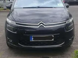 Schwarz Gebraucht 2015 Citroën C4 Picasso Exclusive Van / Kleinbus | 12.000 € (Etwas zu teuer)