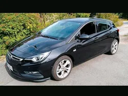 Schwarz Gebraucht 2016 Opel Astra Limousine | 10.150 € (Fairer Preis)