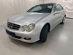 Grau Gebraucht 2007 Mercedes CLK200 Elegance | 3.200 € (Superpreis)