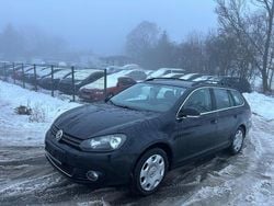 Blau Gebraucht 2010 VW Golf VI Highline Kleinwagen | 5.999 € (Fairer Preis)