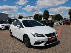 Weiß Gebraucht 2017 Seat Leon FR Limousine | 15.930 € (Fairer Preis)