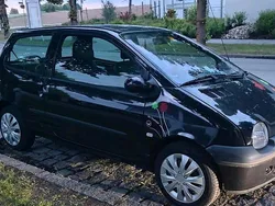 Schwarz Gebraucht 2006 Renault Twingo Kleinwagen | 1.900 €