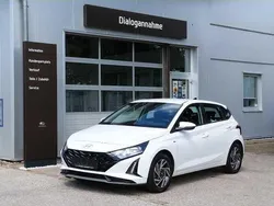 Weiß Gebraucht 2024 Hyundai i20 Trend Limousine | 19.900 € (Etwas zu teuer)