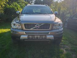 Braun Gebraucht 2010 Volvo XC90 Executive SUV | 13.700 € (Teuer)
