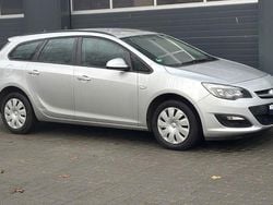 Silber Gebraucht 2013 Opel Astra Edition Kombi | 2.490 € (Guter Preis)