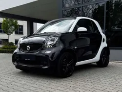 Weiß Gebraucht 2017 Smart ForTwo Coupé Kleinwagen | 11.900 € (Fairer Preis)