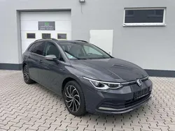 Grau Gebraucht 2021 VW Golf VIII Style Kombi | 16.480 € (Guter Preis)