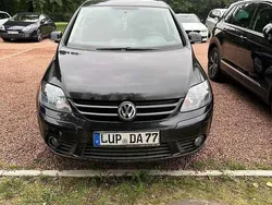 Schwarz Gebraucht 2007 VW Golf Plus Cross Comfortline Van / Kleinbus | 1.200 €