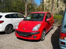 Rot Gebraucht 2009 Nissan Pixo Kleinwagen | 1.700 € (Fairer Preis)