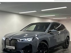 Grau Gebraucht 2025 BMW iX SUV | 93.450 €