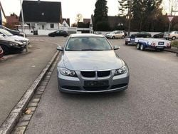 Grau Gebraucht 2005 BMW 320 Limousine | 2.900 € (Superpreis)