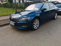 Blau Gebraucht 2017 Skoda Superb Limousine | 14.000 € (Guter Preis)