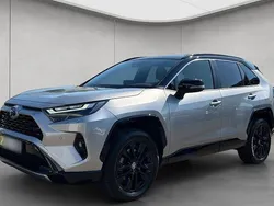 Silber Gebraucht 2024 Toyota RAV4 Hybrid Style SUV | 42.980 € (Fairer Preis)