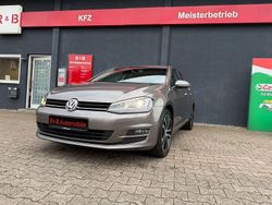 Grau Gebraucht 2015 VW Golf VII LOUNGE Limousine | 13.200 € (Fairer Preis)