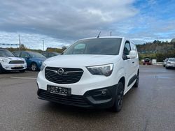 Weiß Gebraucht 2020 Opel Combo Edition Van / Kleinbus | 11.990 € (Guter Preis)