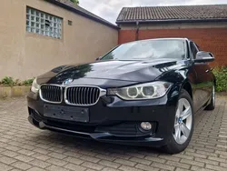 Schwarz Gebraucht 2013 BMW 318 Sport Line Kombi | 5.990 € (Guter Preis)