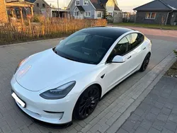 Weiß Gebraucht 2022 Tesla Model 3 Performance Limousine | 32.490 € (Fairer Preis)
