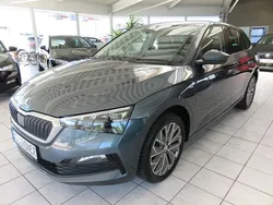Grau Gebraucht 2021 Skoda Scala Clever Kleinwagen | 17.895 € (Etwas zu teuer)