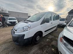 Weiß Gebraucht 2014 Citroën Jumpy Attraction Van / Kleinbus | 2.999 € (Superpreis)