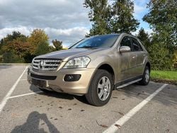 Gold Gebraucht 2006 Mercedes ML320 SUV | 8.200 € (Fairer Preis)