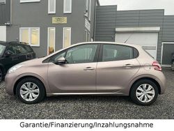 Grau Gebraucht 2012 Peugeot 208 Active Kleinwagen | 3.990 € (Fairer Preis)