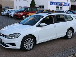 Pure white Gebraucht 2020 VW Golf VII Comfortline Kombi | 19.500 € (Fairer Preis)