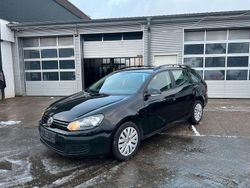 Schwarz Gebraucht 2013 VW Golf VI Trendline Kleinwagen | 3.650 € (Fairer Preis)
