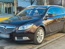 Braun Gebraucht 2013 Opel Insignia Kombi | 8.900 € (Etwas zu teuer)