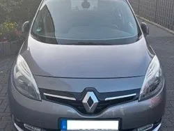 Grau Gebraucht 2014 Renault Grand Scénic III Van / Kleinbus | 6.900 € (Fairer Preis)