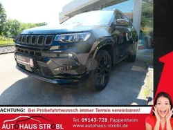 Black clear coat Gebraucht 2022 Jeep Compass SUV | 22.850 € (Guter Preis)