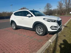 Weiß Gebraucht 2016 Hyundai Tucson Classic SUV | 13.200 € (Guter Preis)