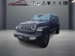 Black (schwarz) Neu 2025 Jeep Wrangler Sahara SUV | 64.950 € (Etwas zu teuer)