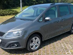 Grau Gebraucht 2013 Seat Alhambra Van / Kleinbus | 13.000 € (Fairer Preis)