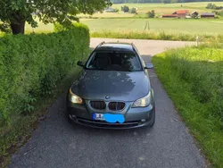 Grau Gebraucht 2009 BMW 525 Lifestyle Kombi | 4.500 € (Fairer Preis)