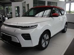 Weiß Gebraucht 2022 Kia Soul EV Vision SUV | 21.050 € (Teuer)