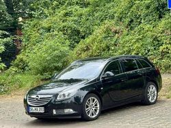 Schwarz Gebraucht 2011 Opel Insignia Kombi | 4.700 € (Etwas zu teuer)
