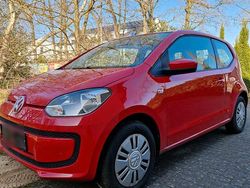 Rot Gebraucht 2015 VW up! Kleinwagen | 5.700 € (Fairer Preis)