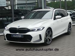Weiß Gebraucht 2024 BMW 330 Performance Limousine | 53.400 € (Fairer Preis)