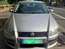 Silber Gebraucht 2002 Fiat Stilo Kleinwagen | 2.500 €
