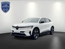 Weiß Gebraucht 2022 Renault Mégane Equilibre | 24.990 € (Etwas zu teuer)
