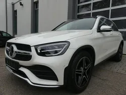 Weiß Gebraucht 2019 Mercedes GLC200 AMG line SUV | 35.900 € (Superpreis)
