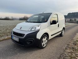 Weiß Gebraucht 2018 Fiat Fiorino Van / Kleinbus | 7.990 € (Fairer Preis)