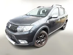 Grau Gebraucht 2018 Dacia Sandero Stepway Kleinwagen | 10.788 € (Fairer Preis)