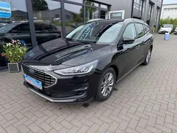 Schwarz Gebraucht 2023 Ford Focus Titanium X Kombi | 18.950 € (Fairer Preis)