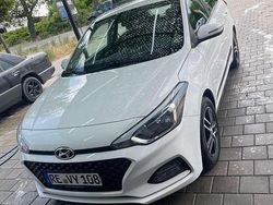 Weiß Gebraucht 2019 Hyundai i20 Active Limousine | 11.500 € (Fairer Preis)