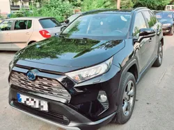 Schwarz Gebraucht 2019 Toyota RAV4 Hybrid Style SUV | 25.900 € (Superpreis)